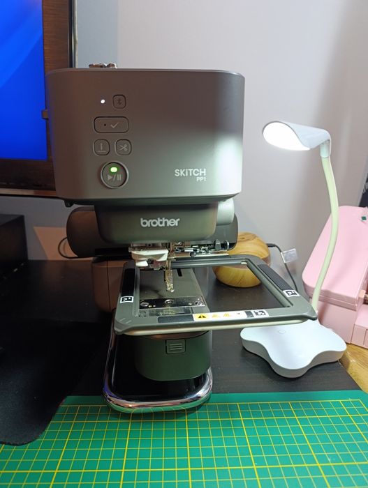 Máquina de bordar Brother