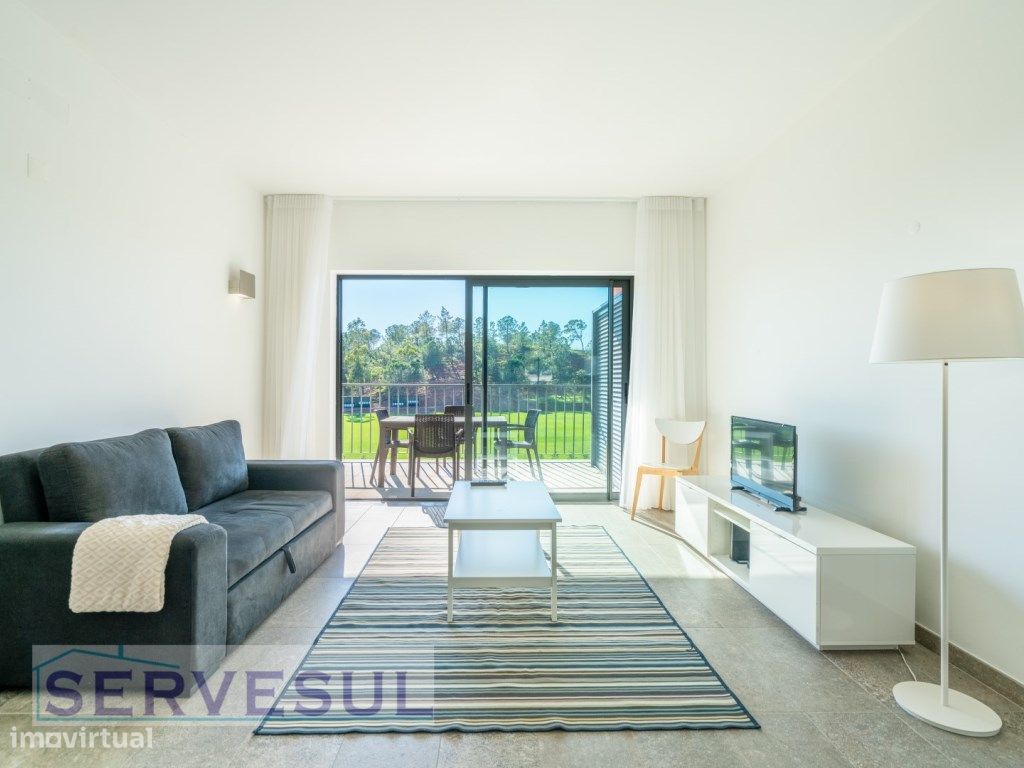 Apartamento Turístico,
Os Apartamentos, Modernos e Espaçosos, poss...