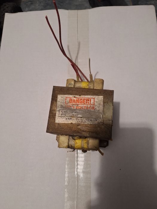 Transformator z mikrofalówki GAL 700E-4