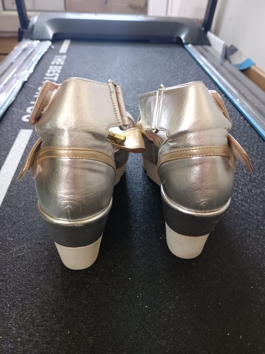 Sandálias compensados Pinko