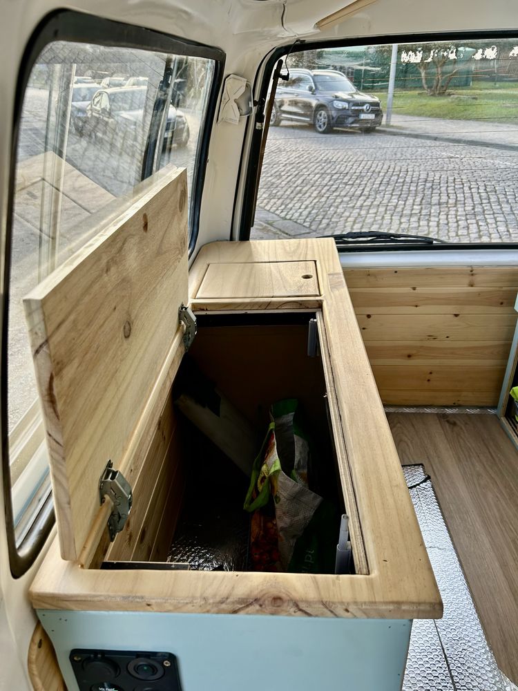 Nissan Vanette - CamperVan