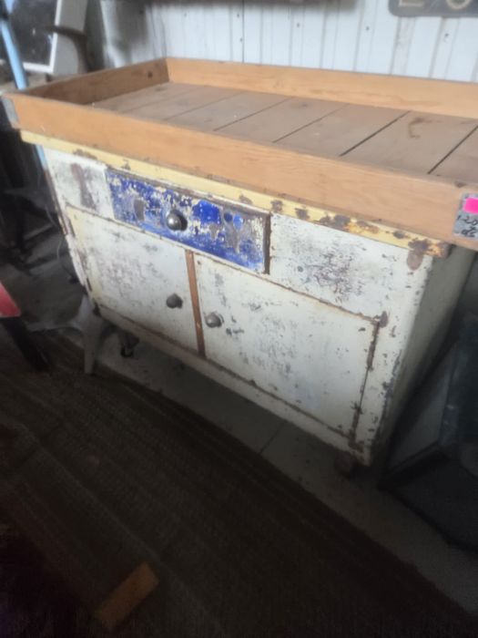 Movel chapa de antiga padaria