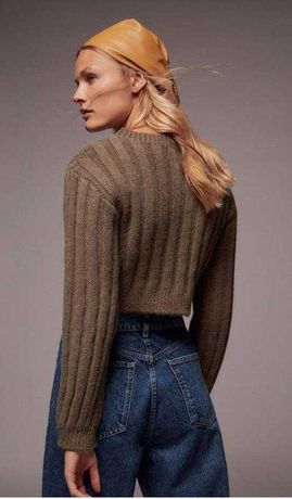 Стильний короткий светр Zara