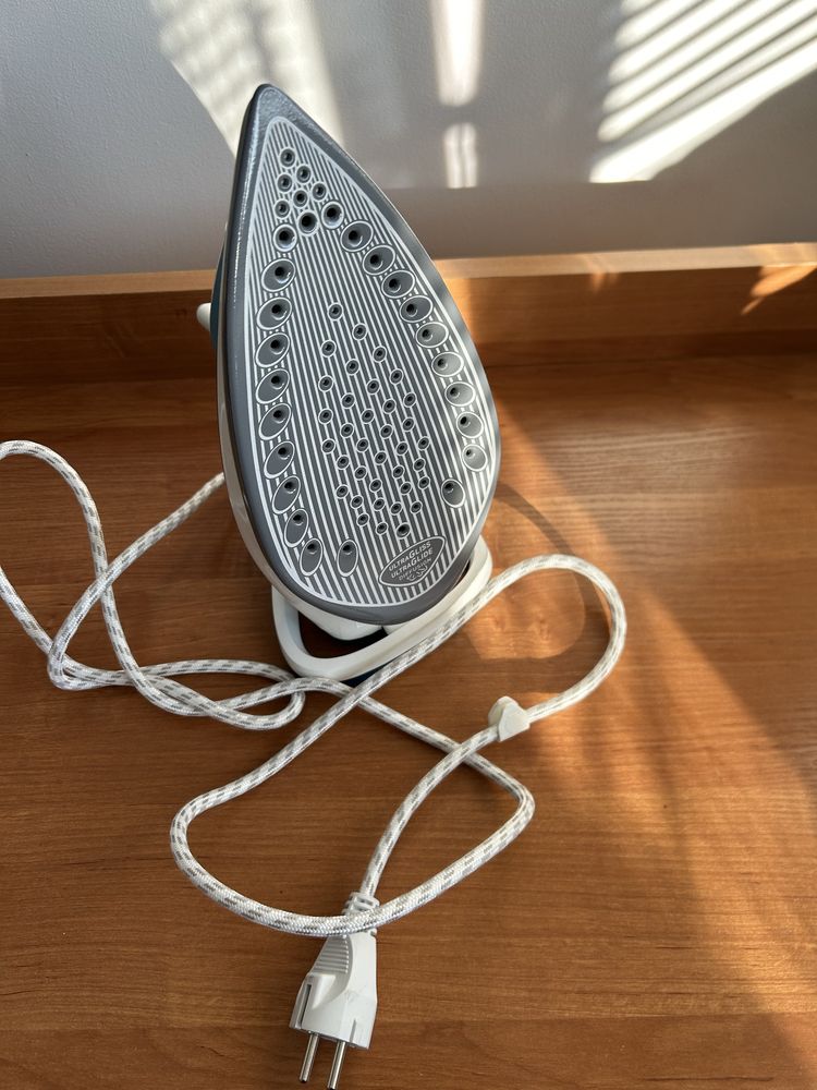 Żelazko tefal ultrafliss fv 4870 sprawne