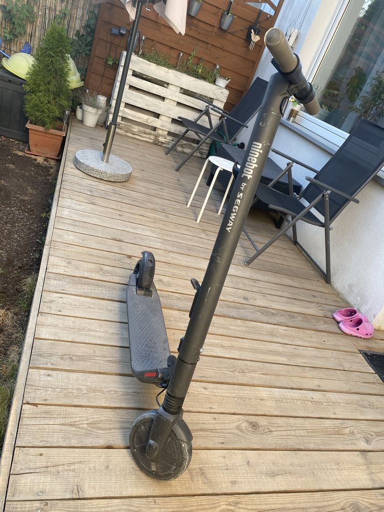 Hulajnoga elektryczna Segway ninebot