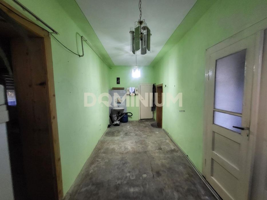 Продається затишний будинок у центрі Виноградова