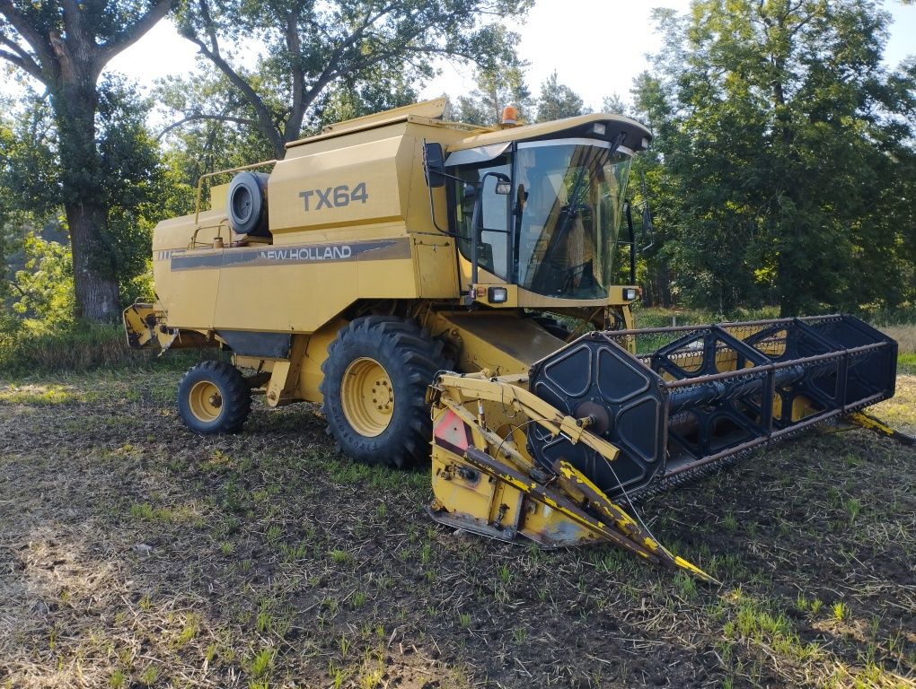 New Holland tx 64