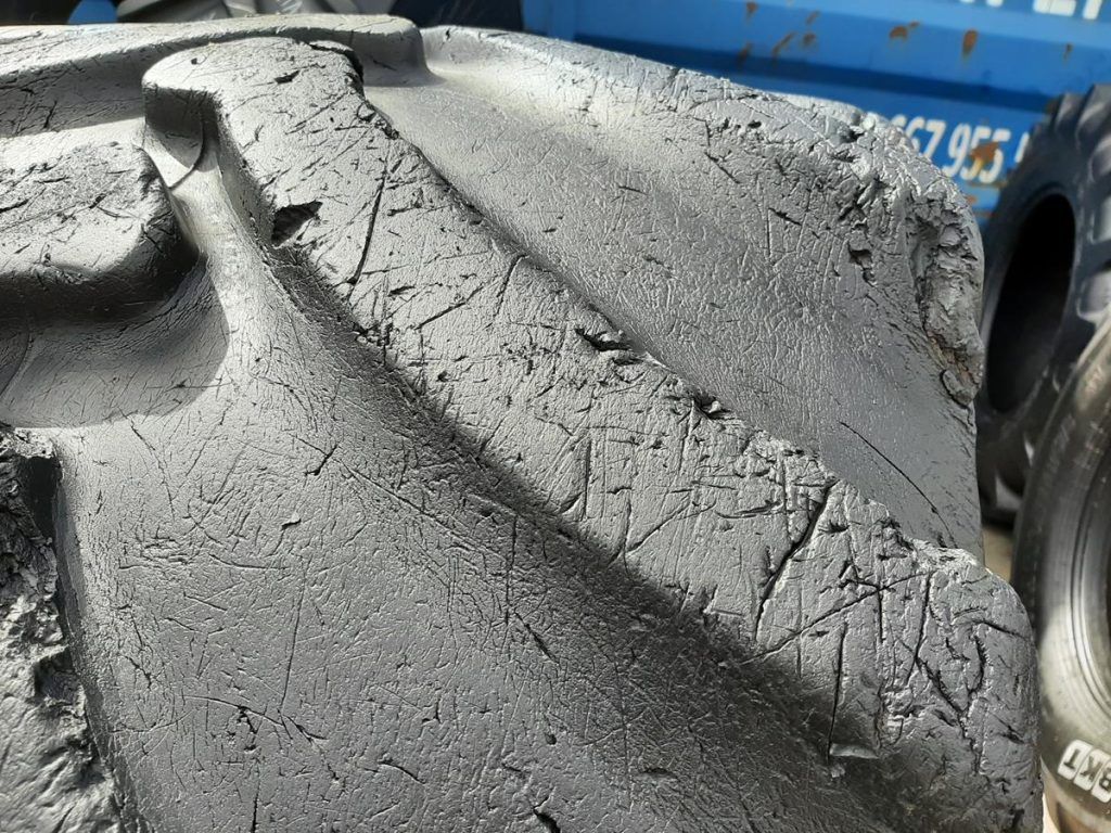 Opona używana leśna 710/45-26.5 ; 710/45R26.5 NOKIAN 2900zł W4373
