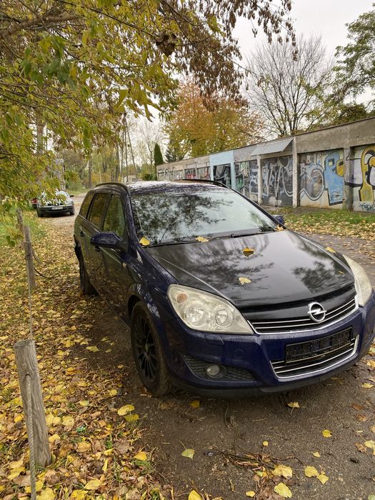 Sprzedam Opel Astra 1.9 TDI po kolizji