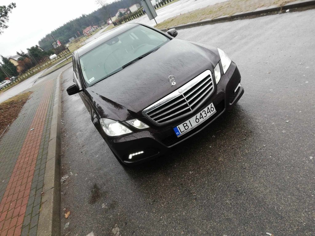 Mercedes e klasa 350 cgi blueefficiency avantgarde rwd w212