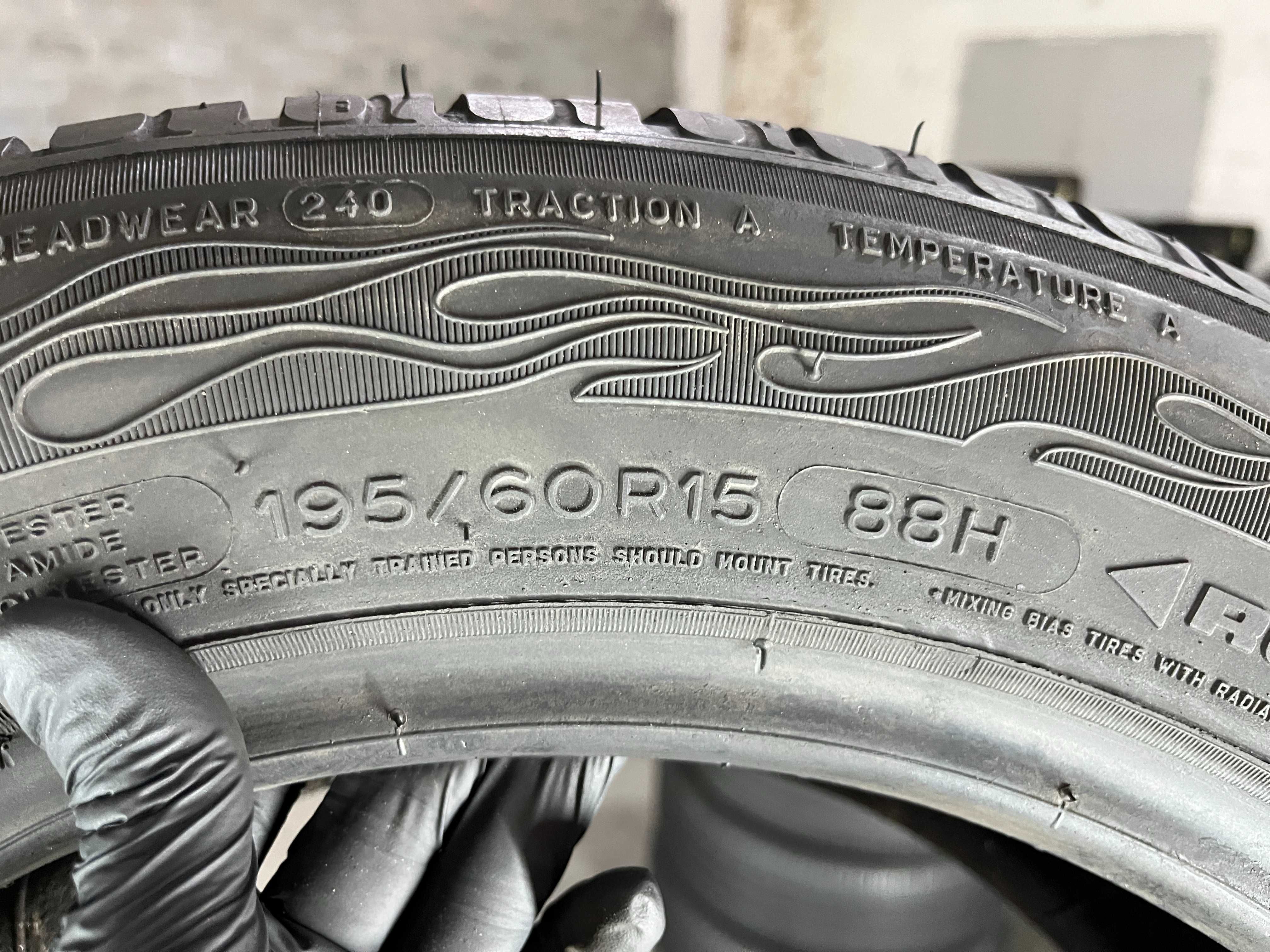 LS943 Літні шини 195/60r15 BfGoodrich g-Grip комплект резина р15
