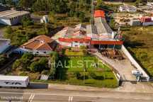 Armazém / Actividade Industrial  / Área Coberta de 2987m2 / Porto de M