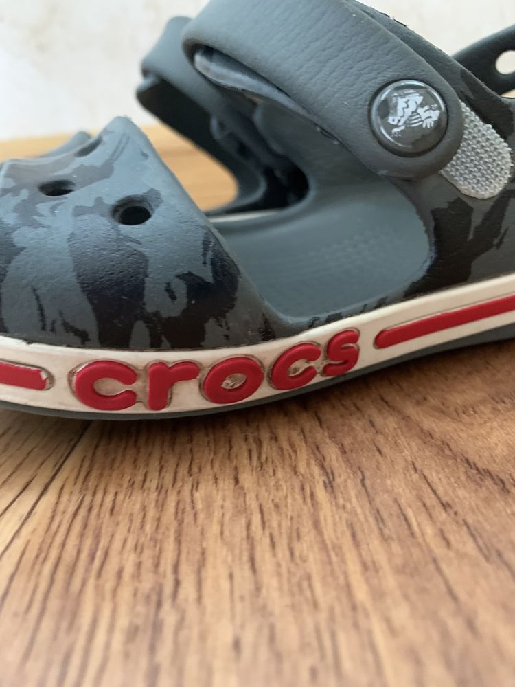 Босоніжки crocs с9