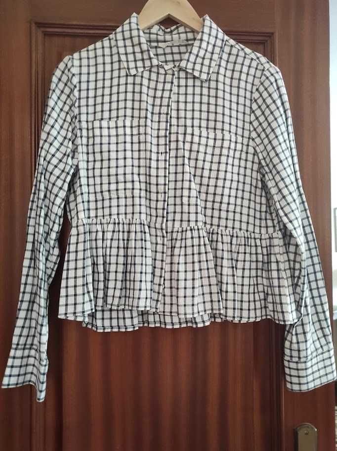 Vendo estes 2 camiseiros tamanho M