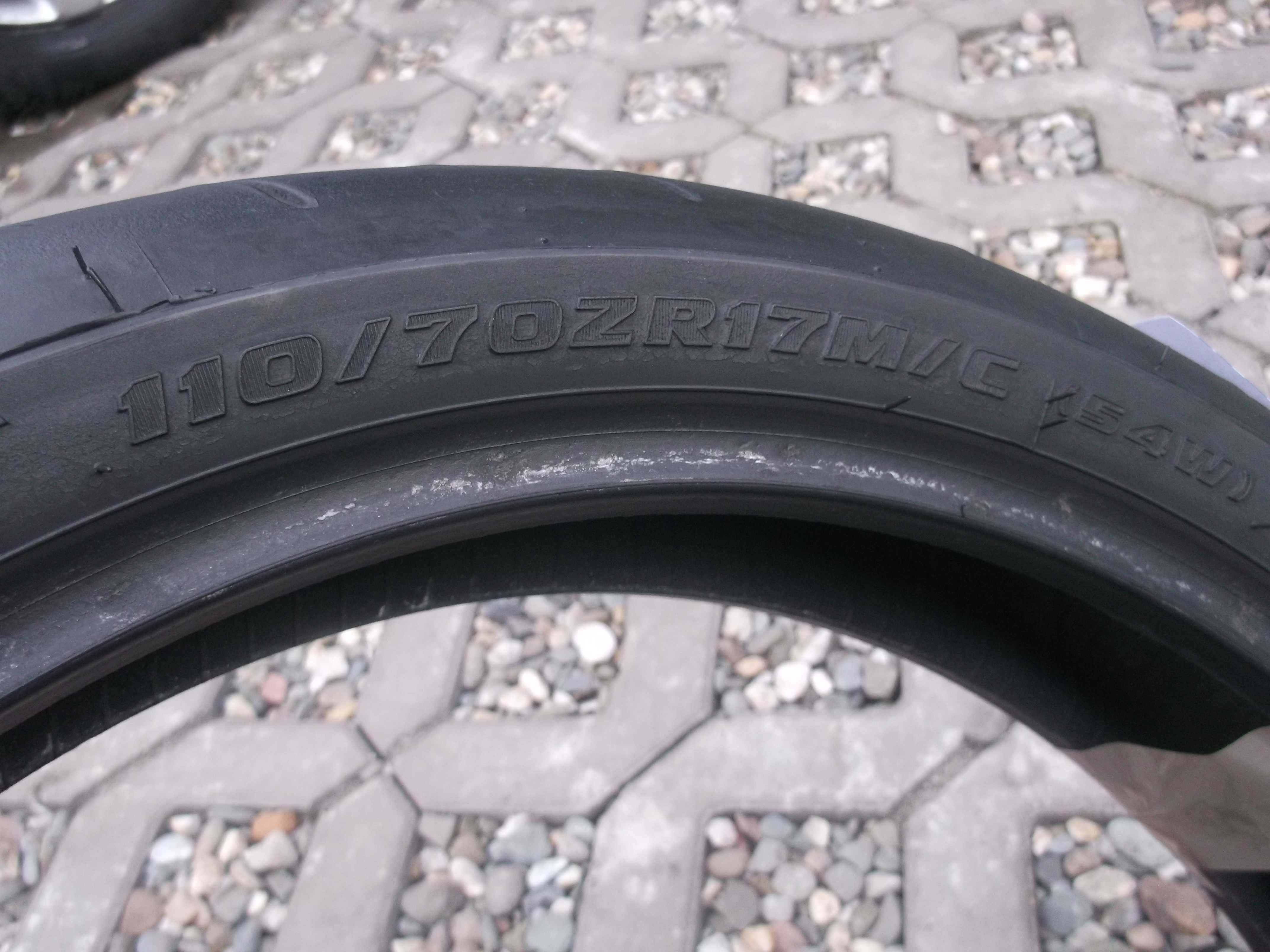 opona 110/70ZR17	54W Bridgestone Battlax BT016F Hypersport dot2619