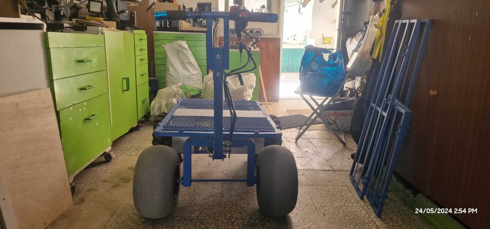 Carrinho elétrico para pesca de praia