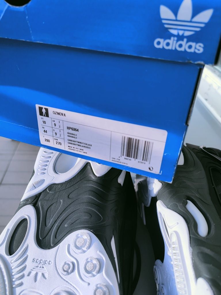 Nowe buty Adidas Oznova 44 czarne skóra męskie ozweego celox ozelia zx