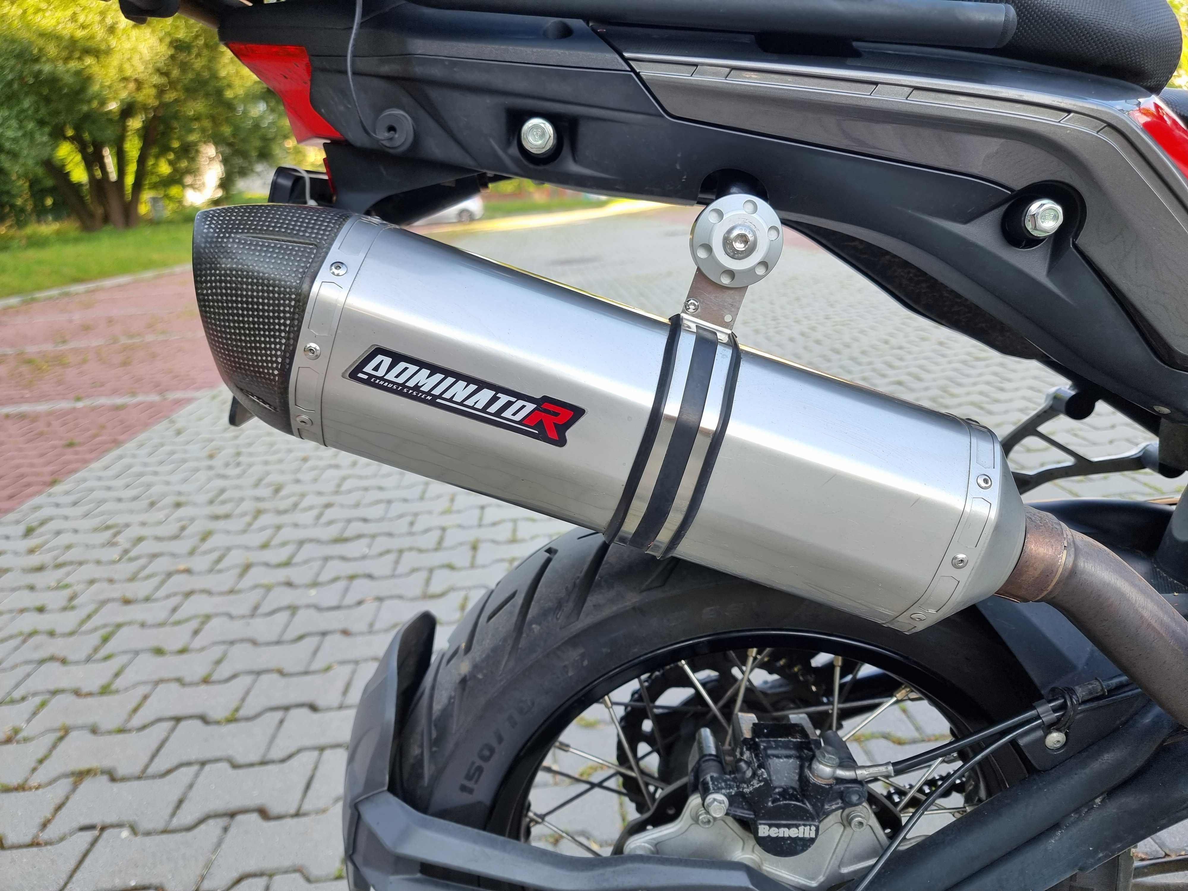 Benelli TRK 502X, wyświetlacz TFT, wideorejestrator przód-tył