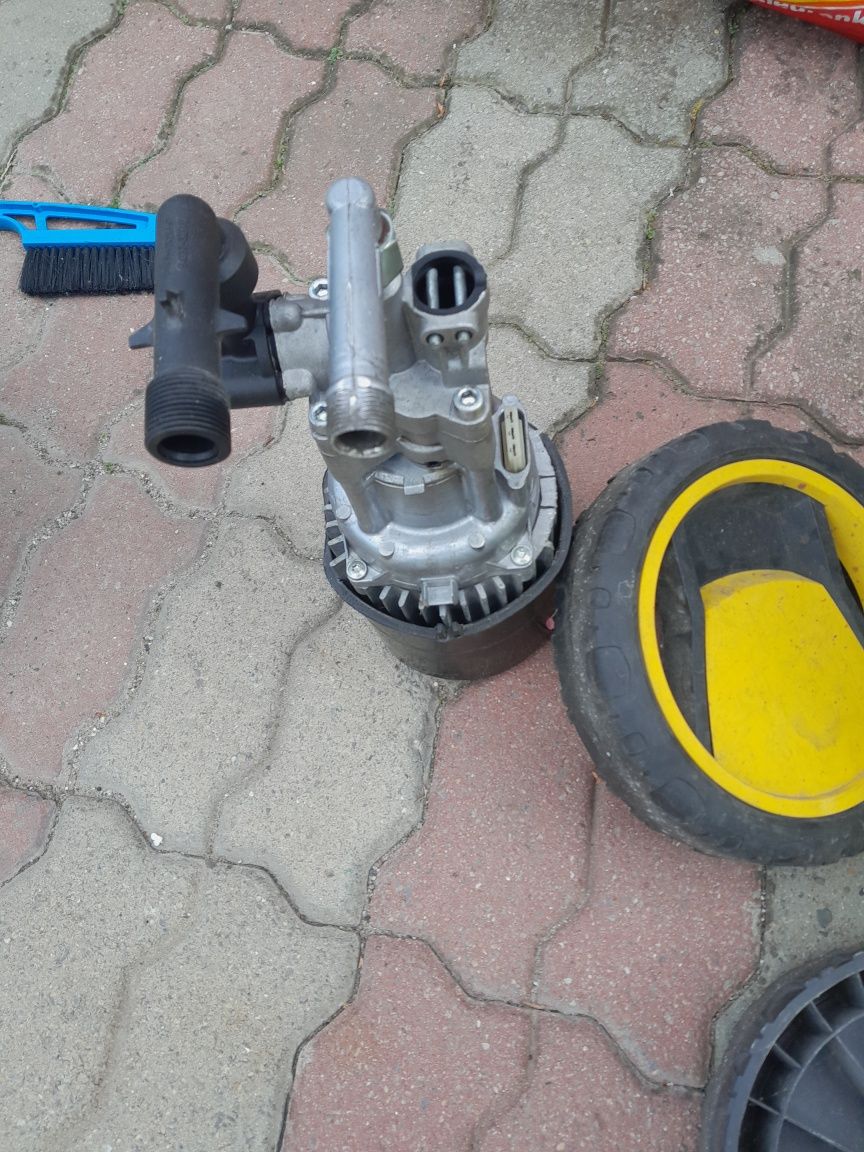 Sprzedam używane części z myjki kkarcher 5.55 Jubile