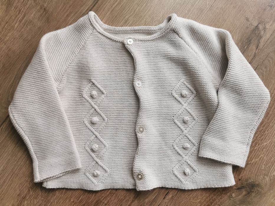 Sweterek zapinany