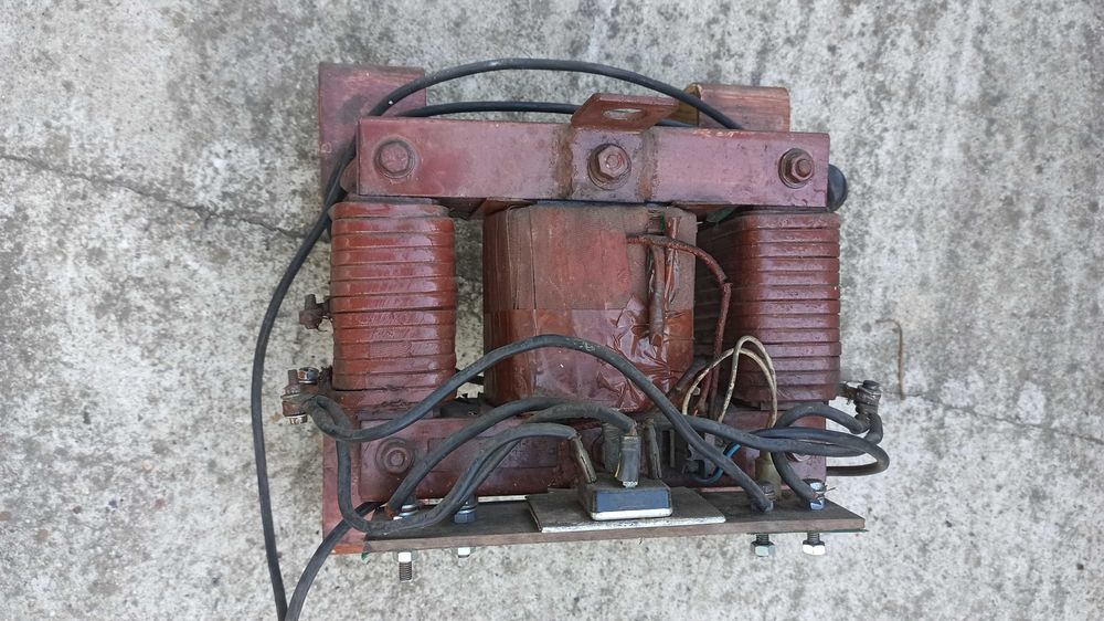 Prostpwnik 220na 12Vi na 24V