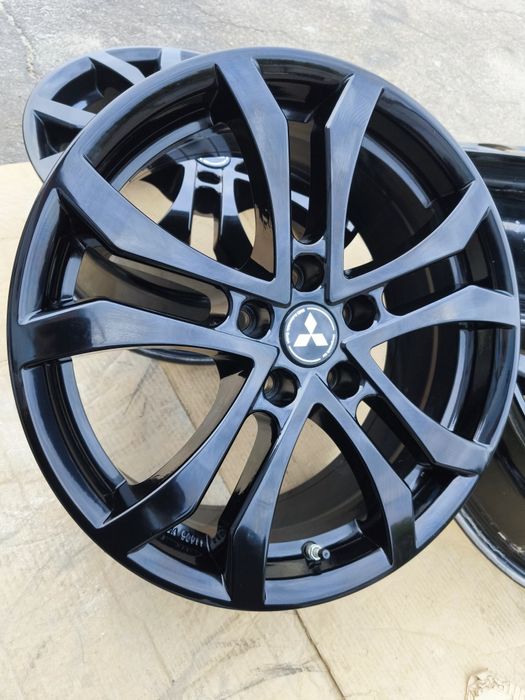 Диски Mitsubishi Outlander ASX Citroen C-Crosser Peugeot R18(5*114,3)