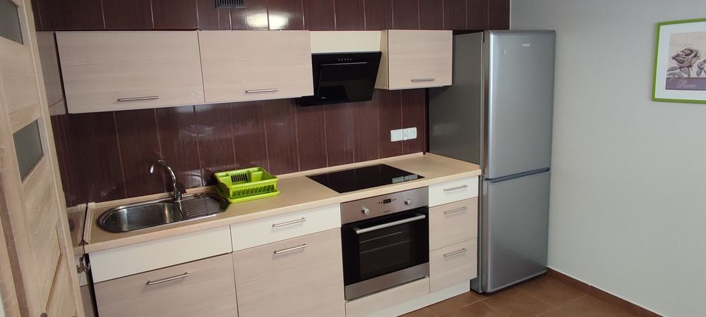 Kawalerka 35m ul.Marzeń Bielsko Biała do  wynajęcia, bez czynszowe .