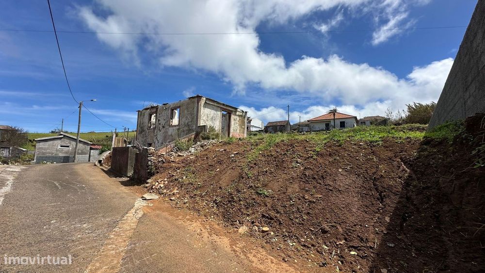 Moradia em ruína - Ponta do Pargo - Calheta