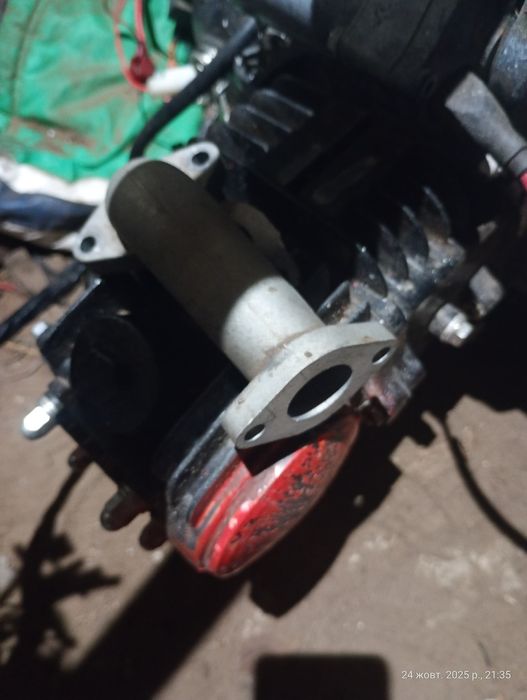 Продам мотора 125 кубового з електронікою і запчастями