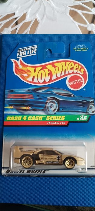 Hot wheels ferrari F 40 z 1997 r
