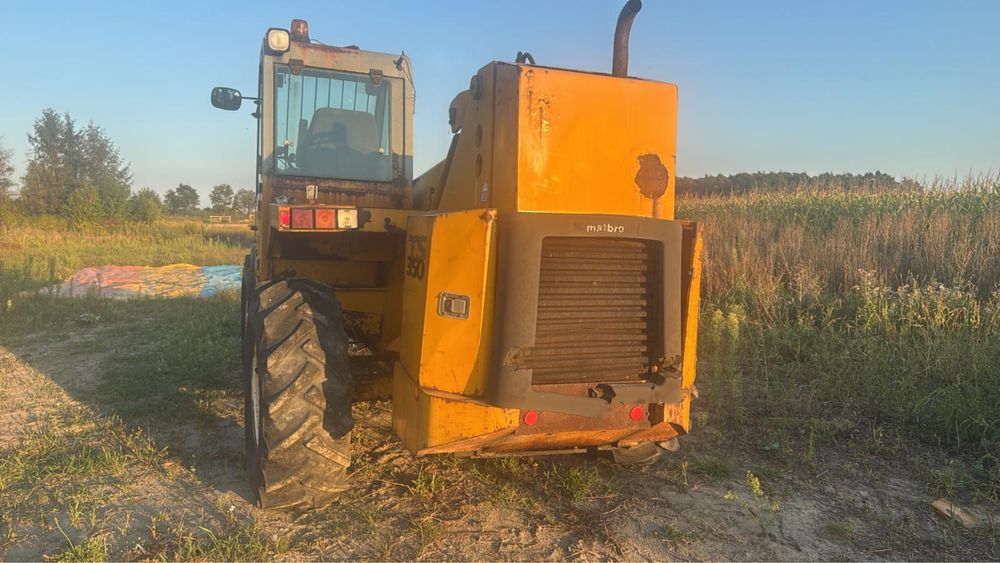 • Ładowarka teleskopowa • Matbro 350 •