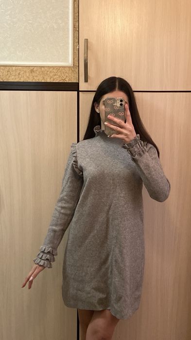 плаття тепле з рюшами ZARA
