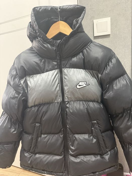 Куртка зимова  nike оригінал