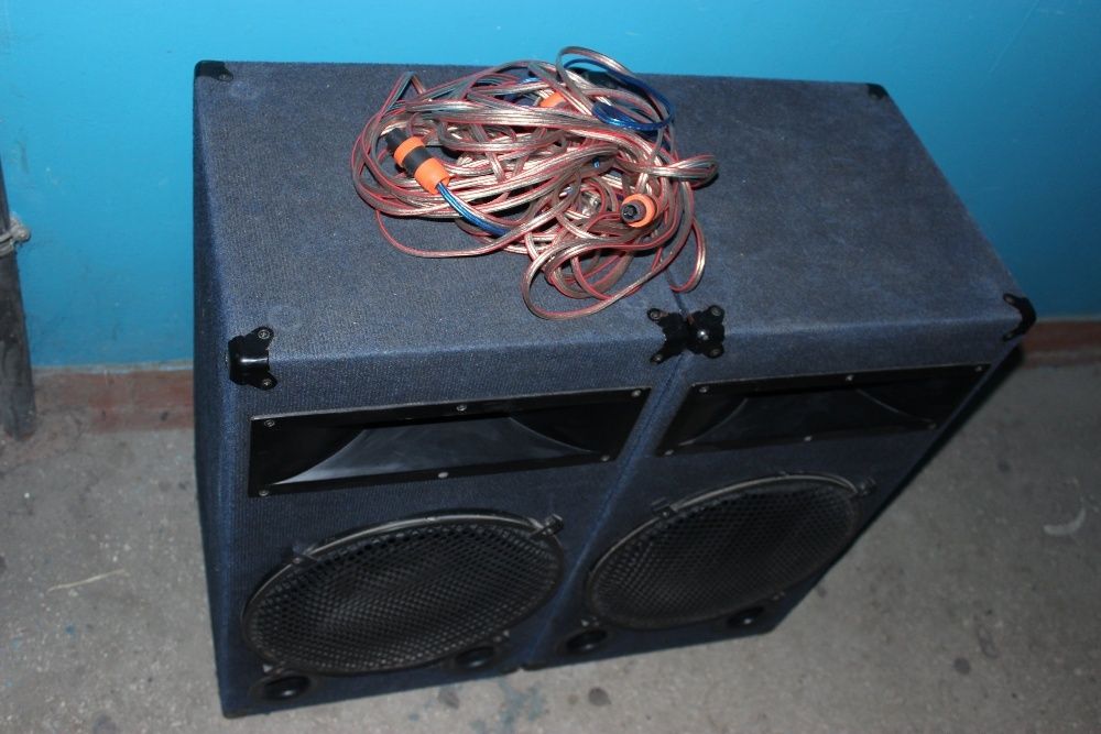 Продам колонки Alphard 600W