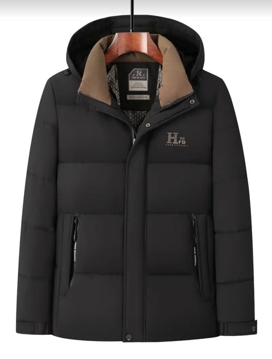 Чоловіча коротка зимова куртка