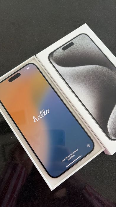 Iphone 15 pro max 256 titânio branco