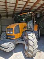 Renault ares 616