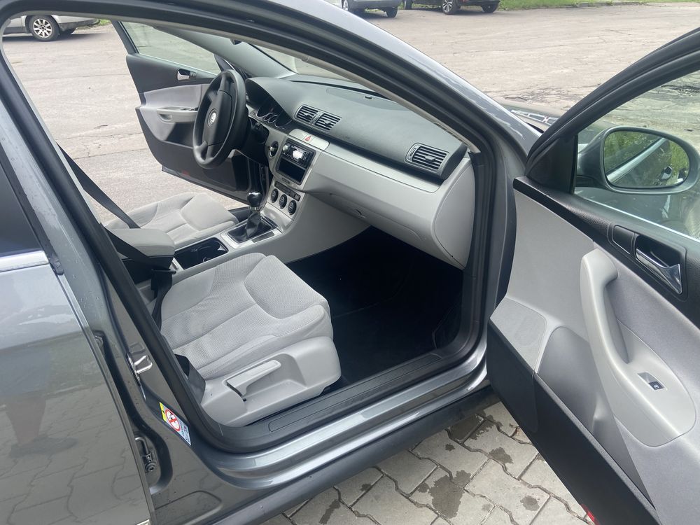 Прдам свіжо пригнаний Volkswagen Passat B6 2007р