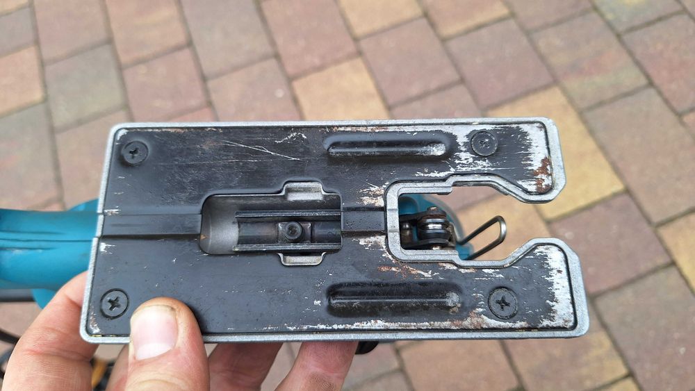 Wyrzynarka Makita 4329 regulacja obrotów 450W