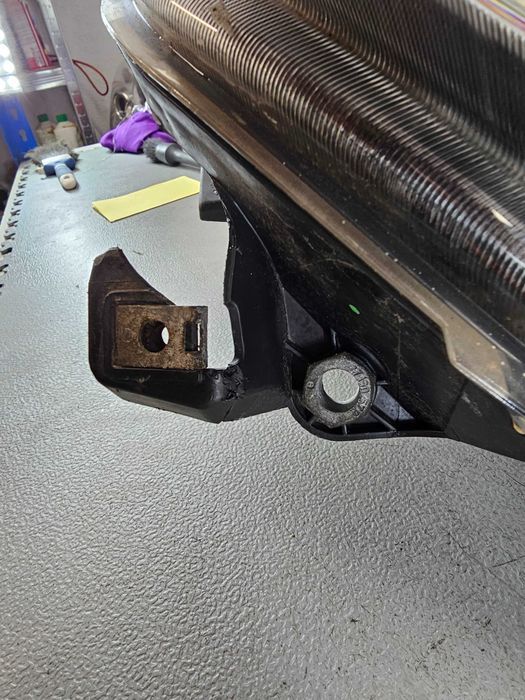 Iveco Daily IV 2014-19r. Lampa Przód Przednia Prawa Europa Oryginał