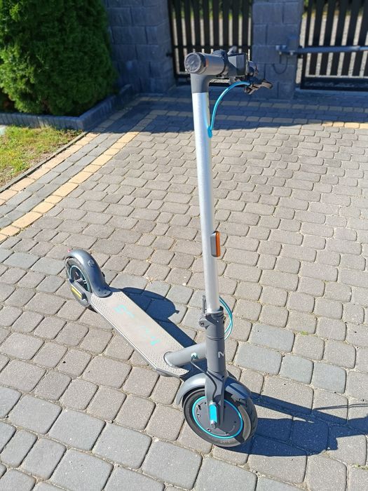 Hulajnoga Motus Scooty 10 stan bardzo dobry