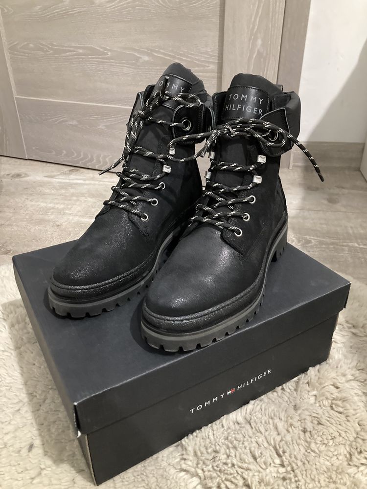Nowe trapery Tommy Hilfiger