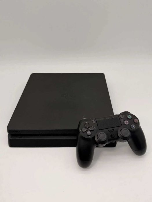 OPORTUNIDADE - PS4 Slim 500GB + 1 Comando + FIFA16  + Cabo Alimentação