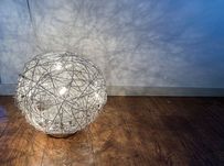 Lampa podłogowa kula led