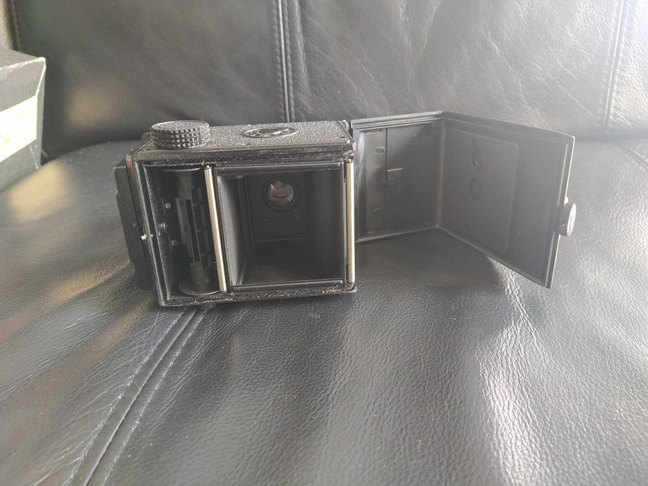 Maquina fotografica Lubitel 166. Completa com acessórios e documentos.