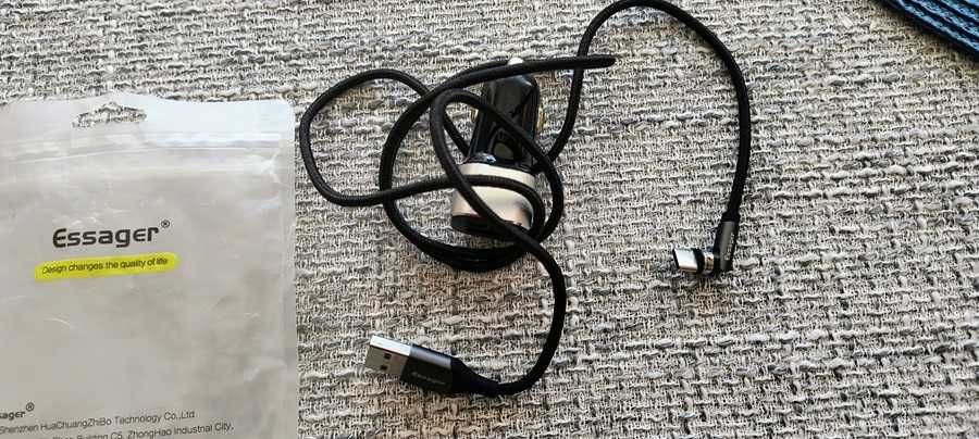 Ładowarka samochodowa + kabel USB typu C  długość 1 m.