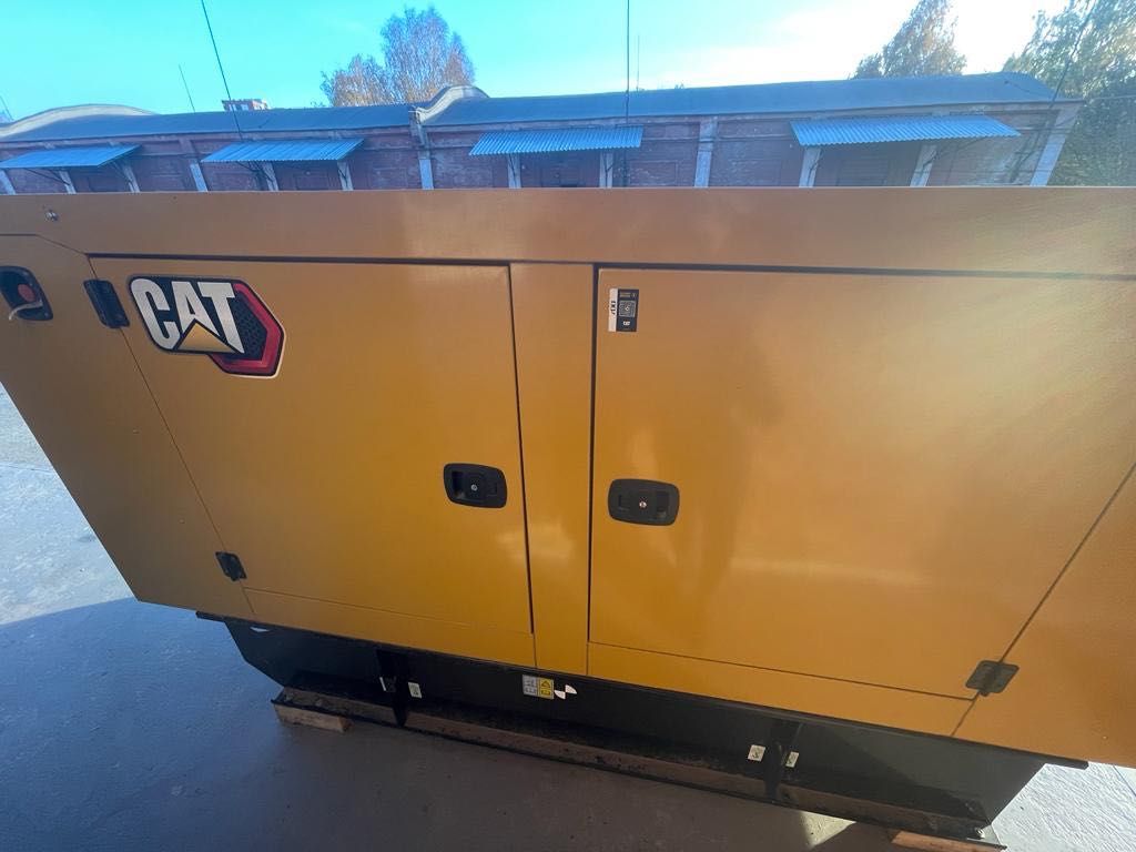 Дизельный генератор Caterpillar CAT DE220GC 220 кВА, 174 кВт НА СКЛАДЕ