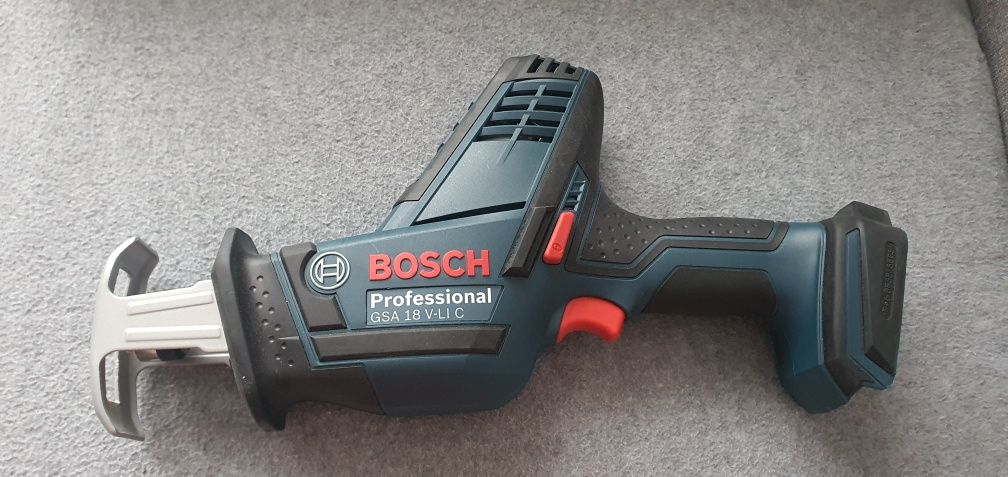 Piła szablasta Bosch GSA 18