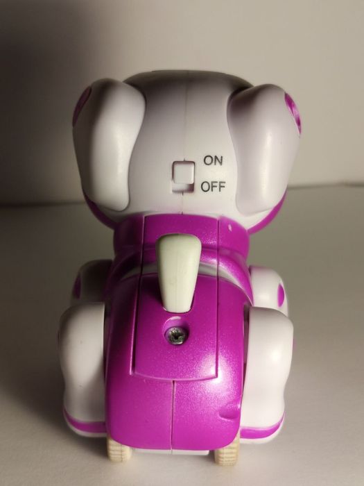 Робот- песик на колесиках. Польща. Оригінал. Працює на батарейках.