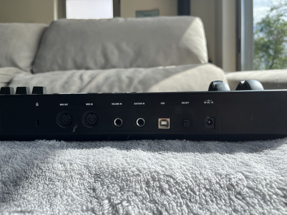 Teclado MIDI - M-Audio code 61